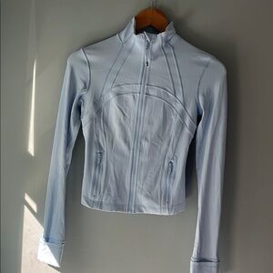 Lulemon Define Cropped jacket size 4 pale blue